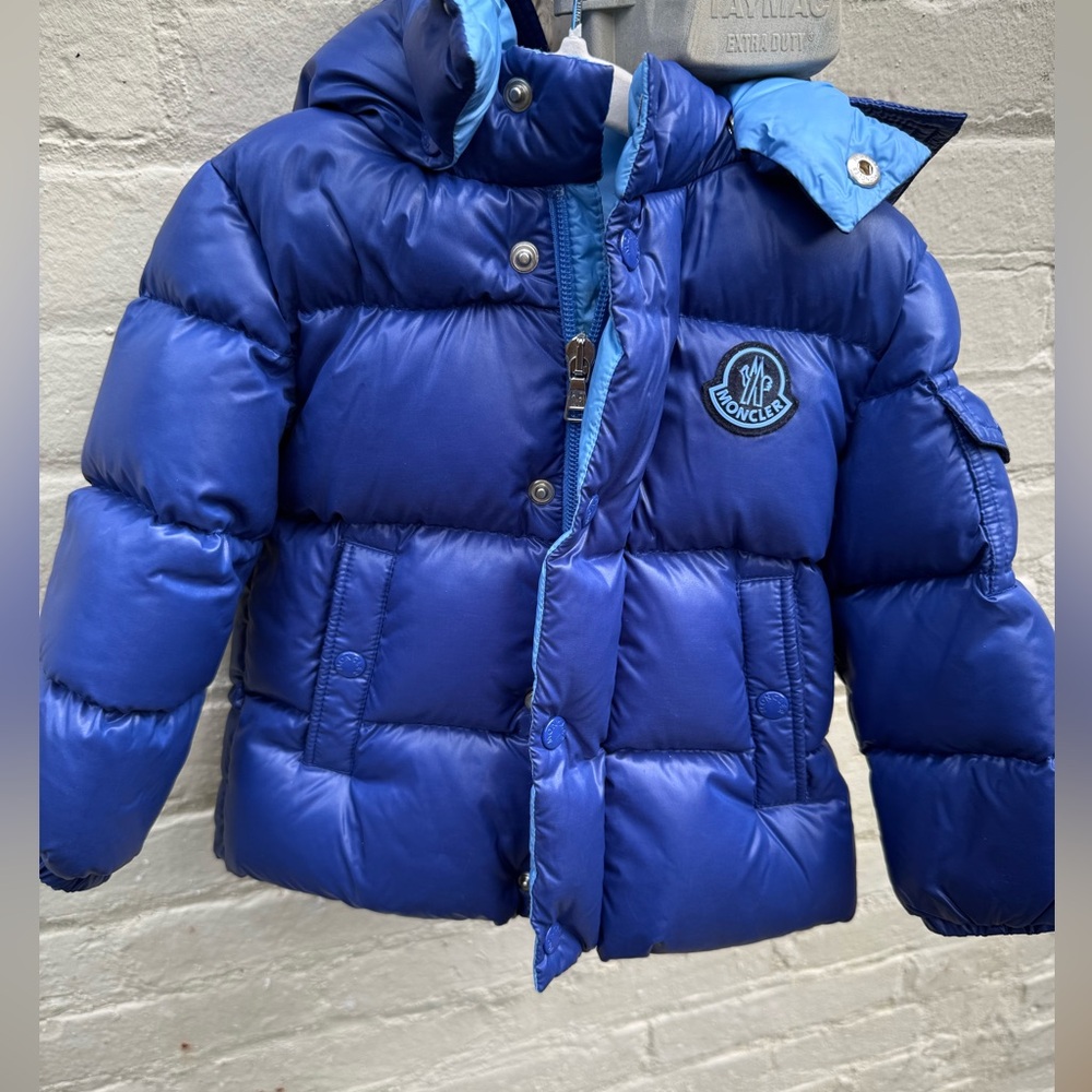 EUC kids down Moncler jacket super warm in excellent condition